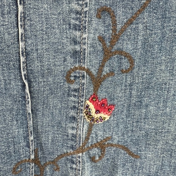 Out of the Blue J. Jill denim collarless embroidered beaded button up top M - Picture 3 of 10